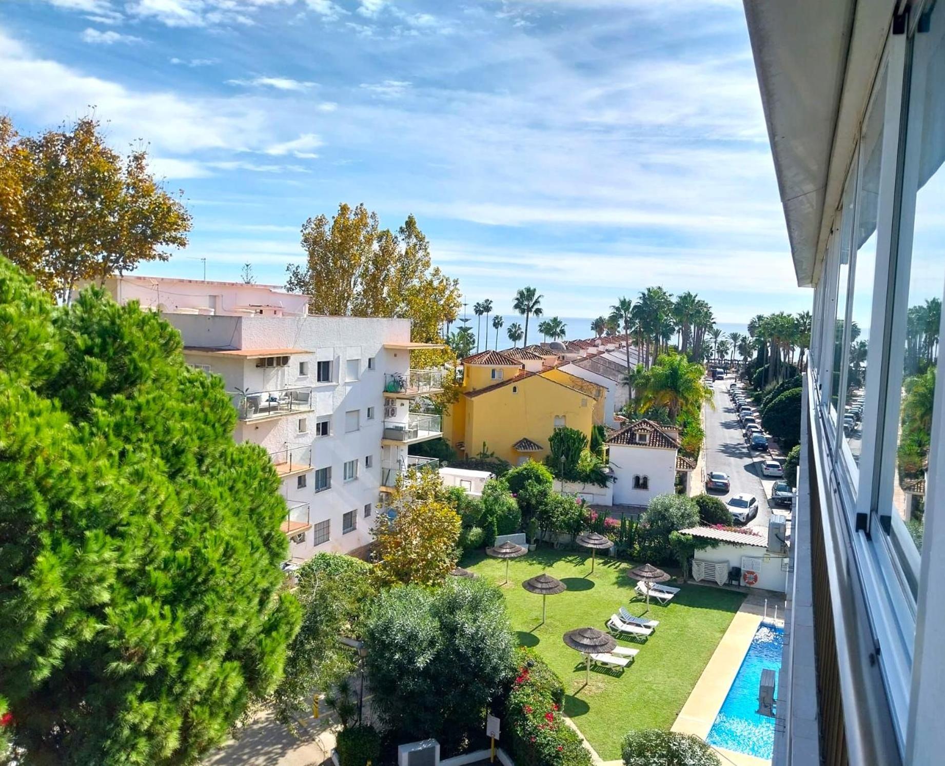 Coral Beach Aparthotel Marbella Exteriör bild